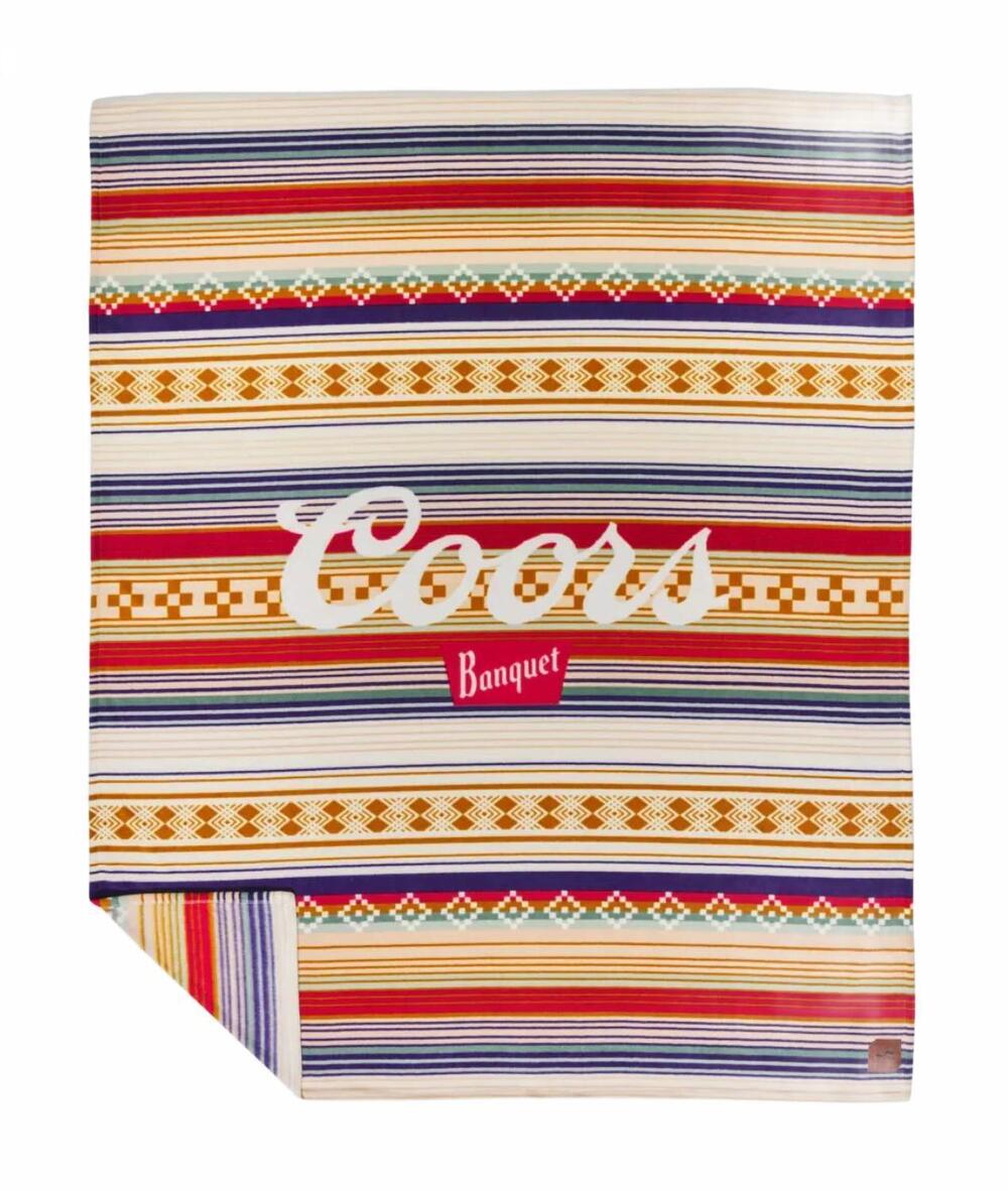 NEW SLOWTIDE rocky plush throw blanket in multi